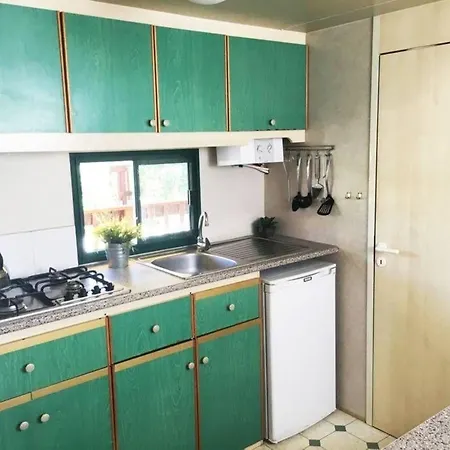 بيت للعطل In Mit Gemeinschaftlichem Pool Und Terrasse فياريجيو